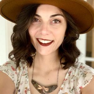 Meet your Posher, Michaella